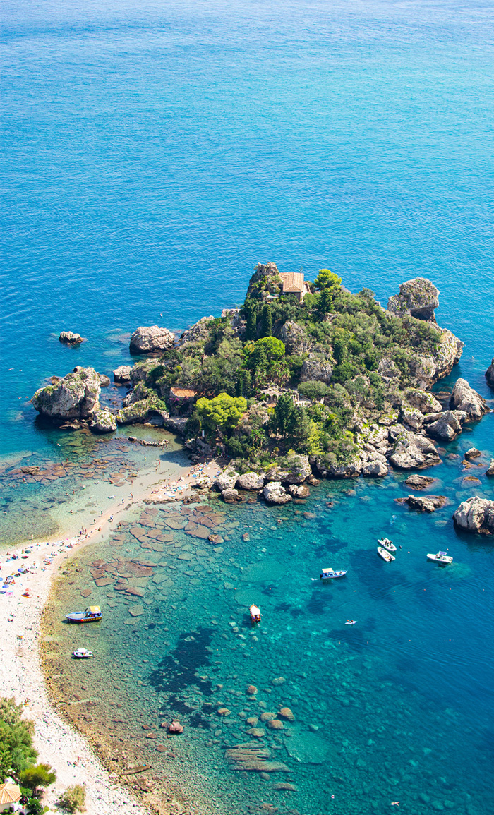 An Italian dream Taormina veduta sul mare