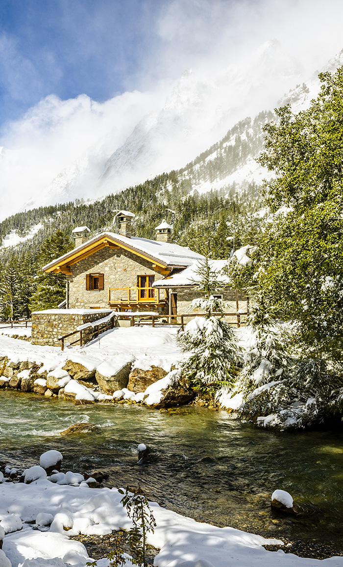 An Italian dream Courmayeur baita fiume